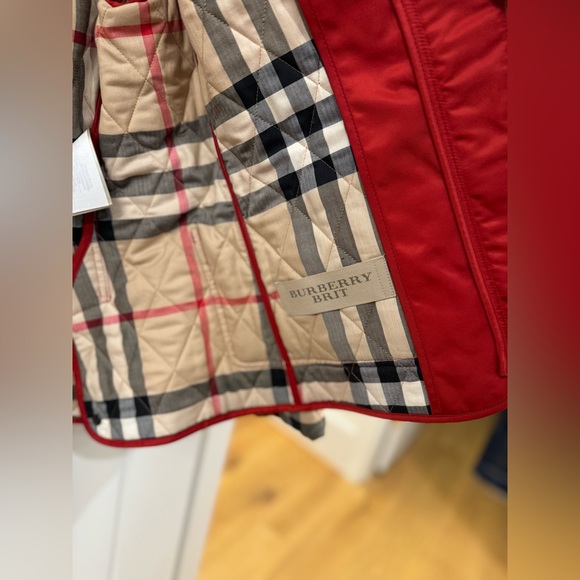 Burberry Brit red quilted jacket - Picture 5 of 6